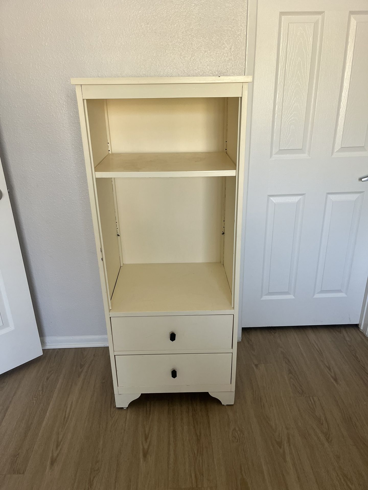 Bookshelf with Drawers