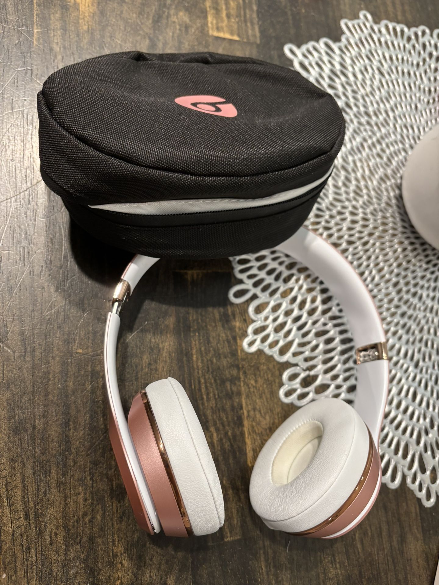 Wireless Beats Solo3 Headphones