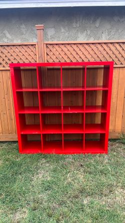 Storage cabinet