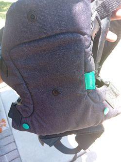 Baby carrier like new great shape