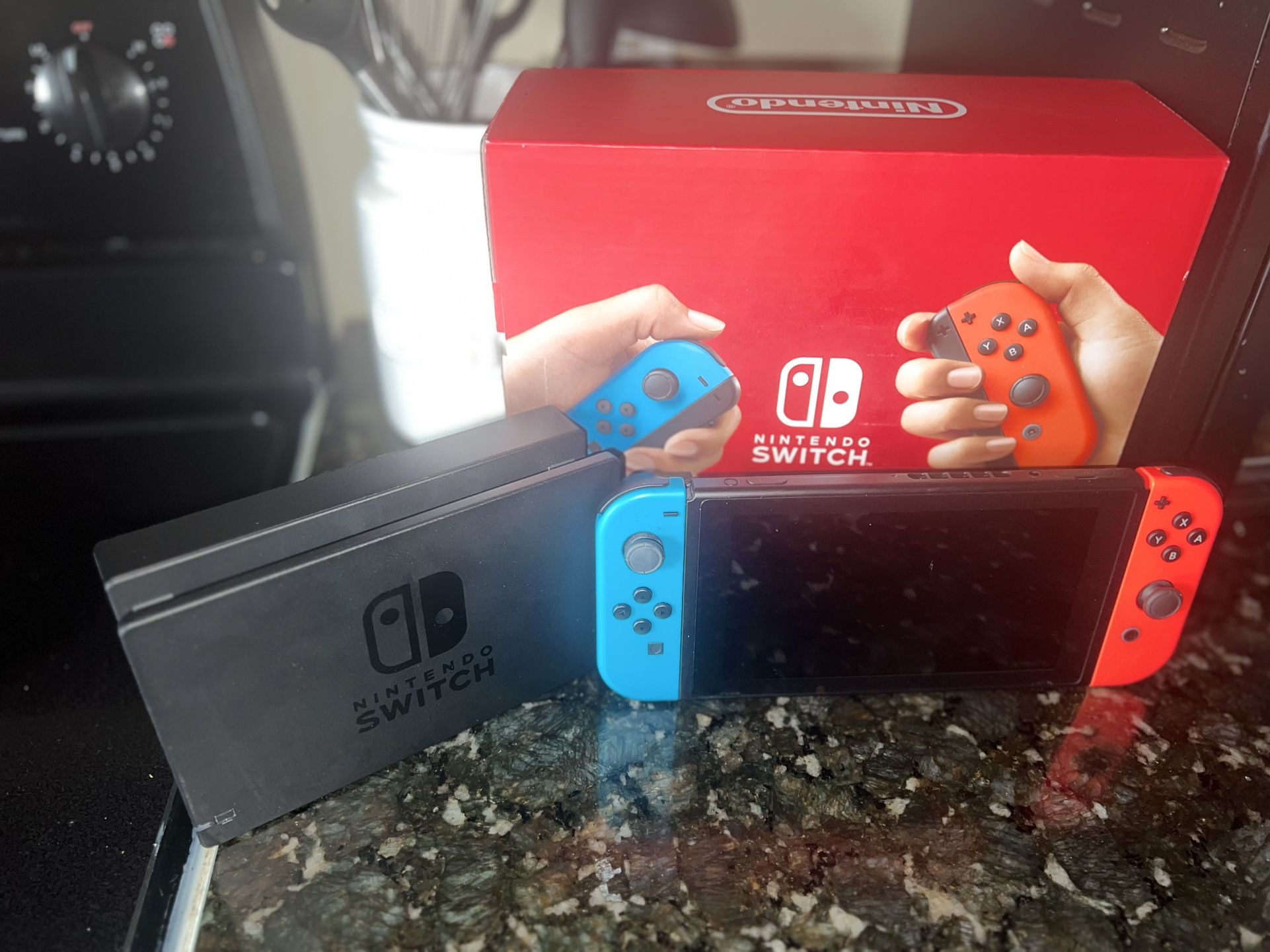 Nintendo Switch + Dock