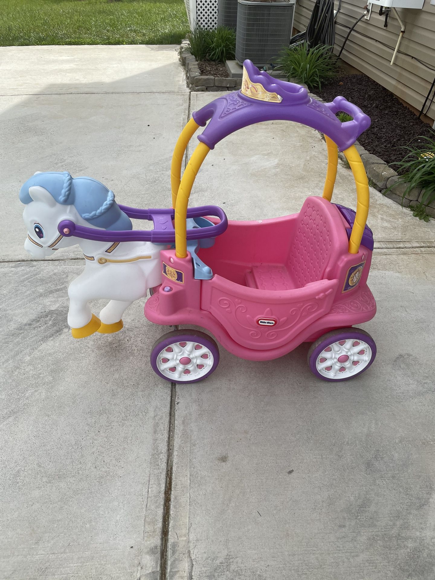 Princess Carriage Toddler Car