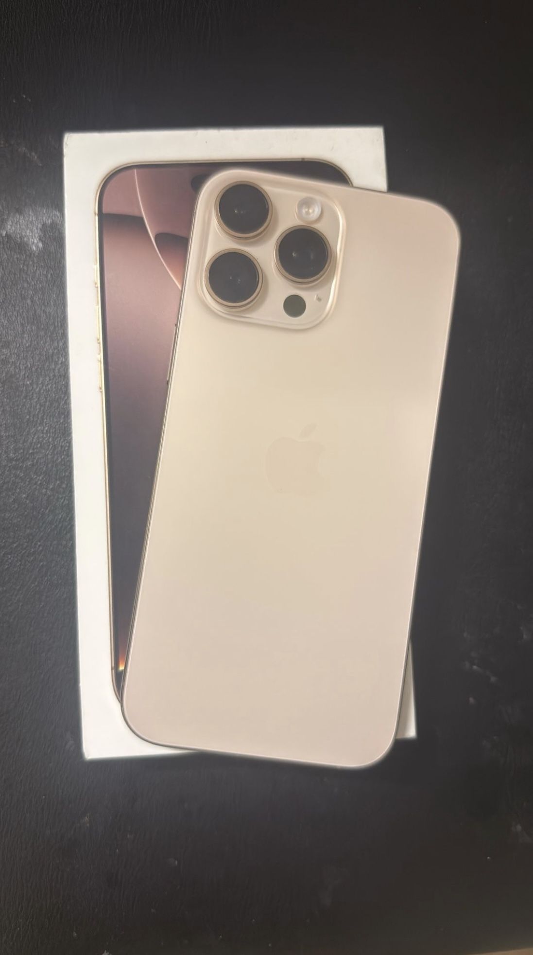 Apple iPhone 16 Pro Max AT&T Or Cricket Or Mexico Or Pre Paid Carriers 256gb Gold Color Great Condition