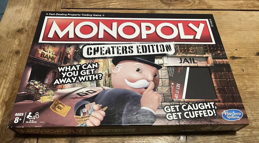 Cheaters monopoly board game like new
