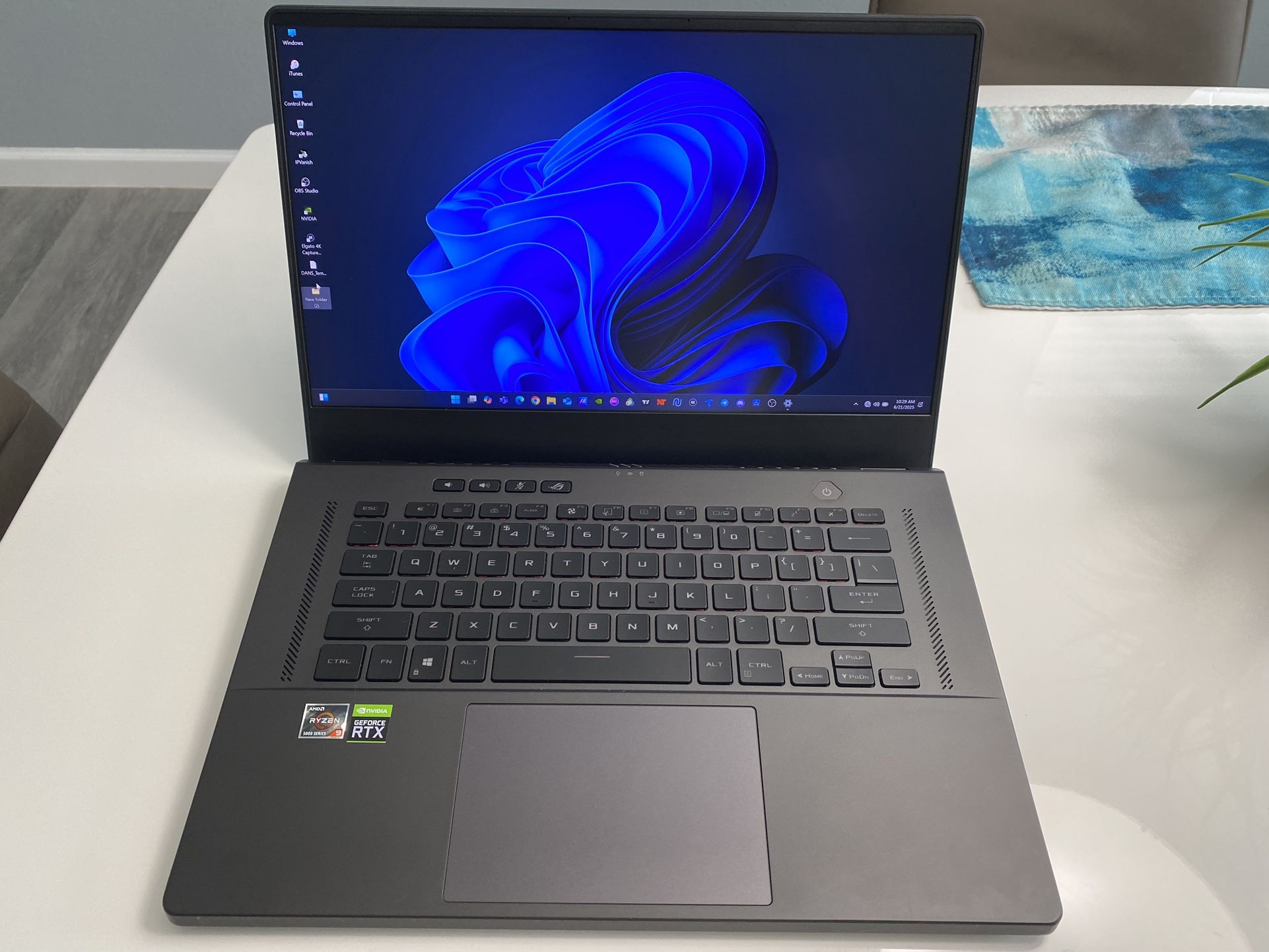 🔥 ASUS ROG Zephyrus G15 Gaming Laptop - RTX 3080 / Ryzen 9 / 32GB RAM / Windows 11 Pro 🔥