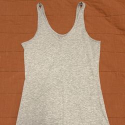 Grey tank top