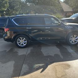 2013 Infiniti Qx56