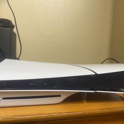 PS5 Slim 1TB With 6 Games