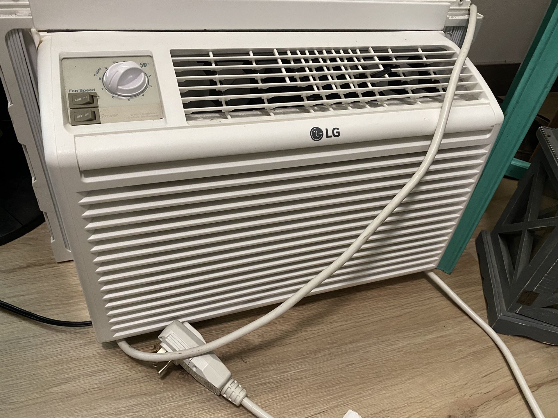 LG Air Conditioner 5000 BTU