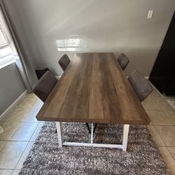 Rectangular Oak Wood Dining Table W/4 Dark Gray Chairs 