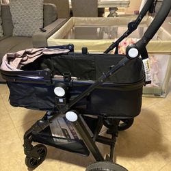 BASSINET / SEATED STROLLER 