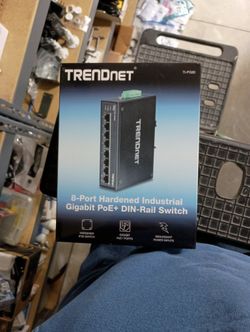 TRENDnet 8 Port Hardened Gigabit Poe Plus Switch