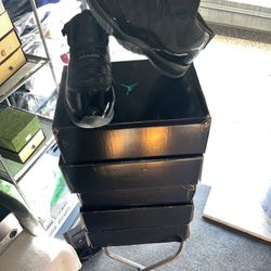 Gammas… Sizes 8-8.5, 9.5-10, 10-10.5 And 13-13.5($100)