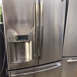 GE French Door Refrigerator -Counter Depth 