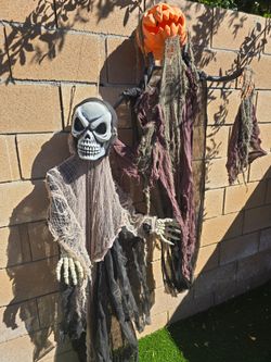 Halloween decor
