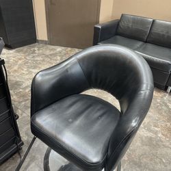 Styling / Salon Chair $45