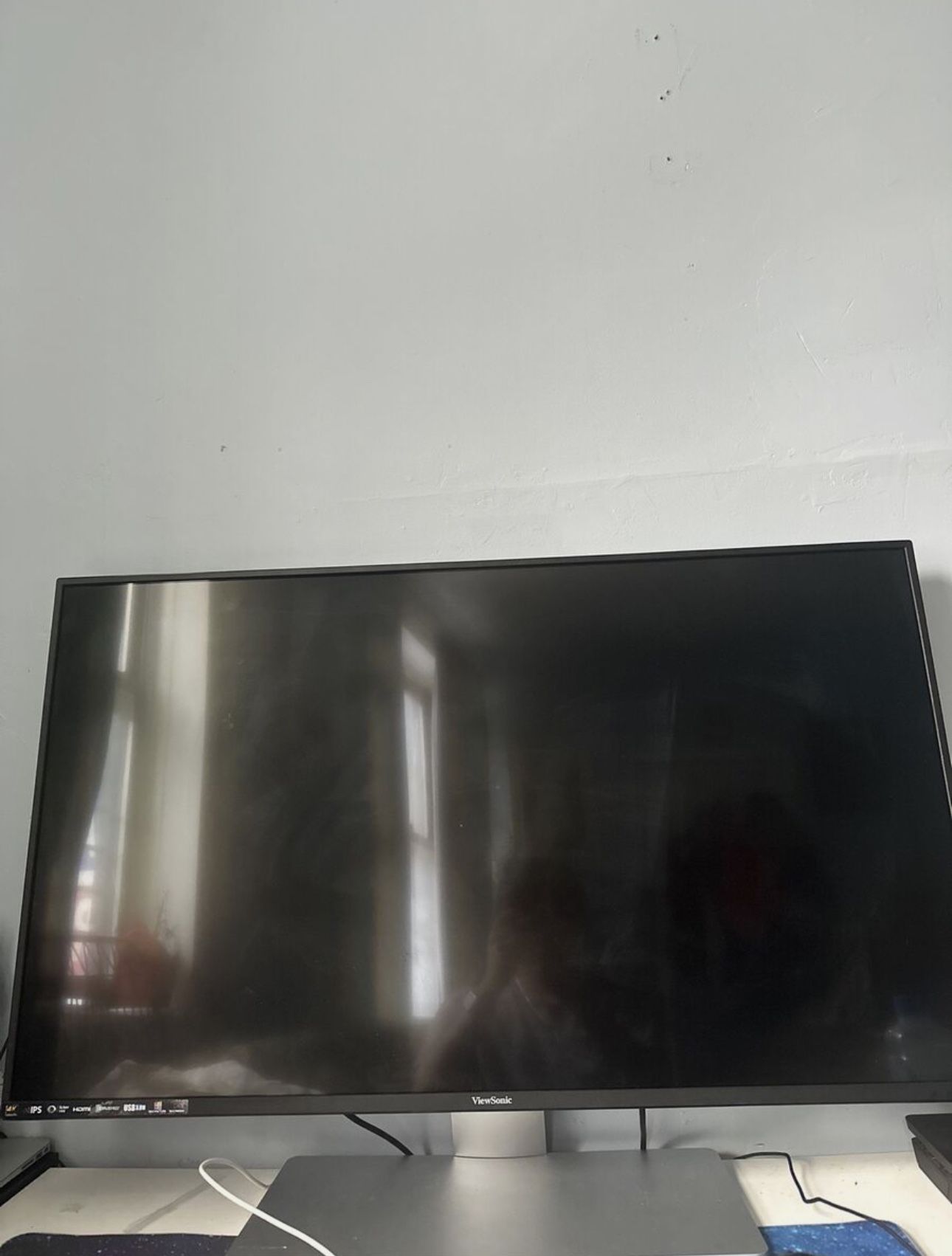 ViewSonic - 43" IPS LED 4K UHD Monitor (Large Screen)