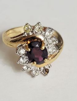 Vintage Ruby Red Halo Cocktail Gold Tone Ring