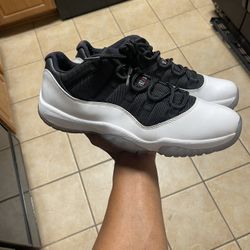 Jordan tuxedo 11s