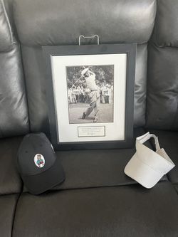 Ben Hogan picture frame and hats.