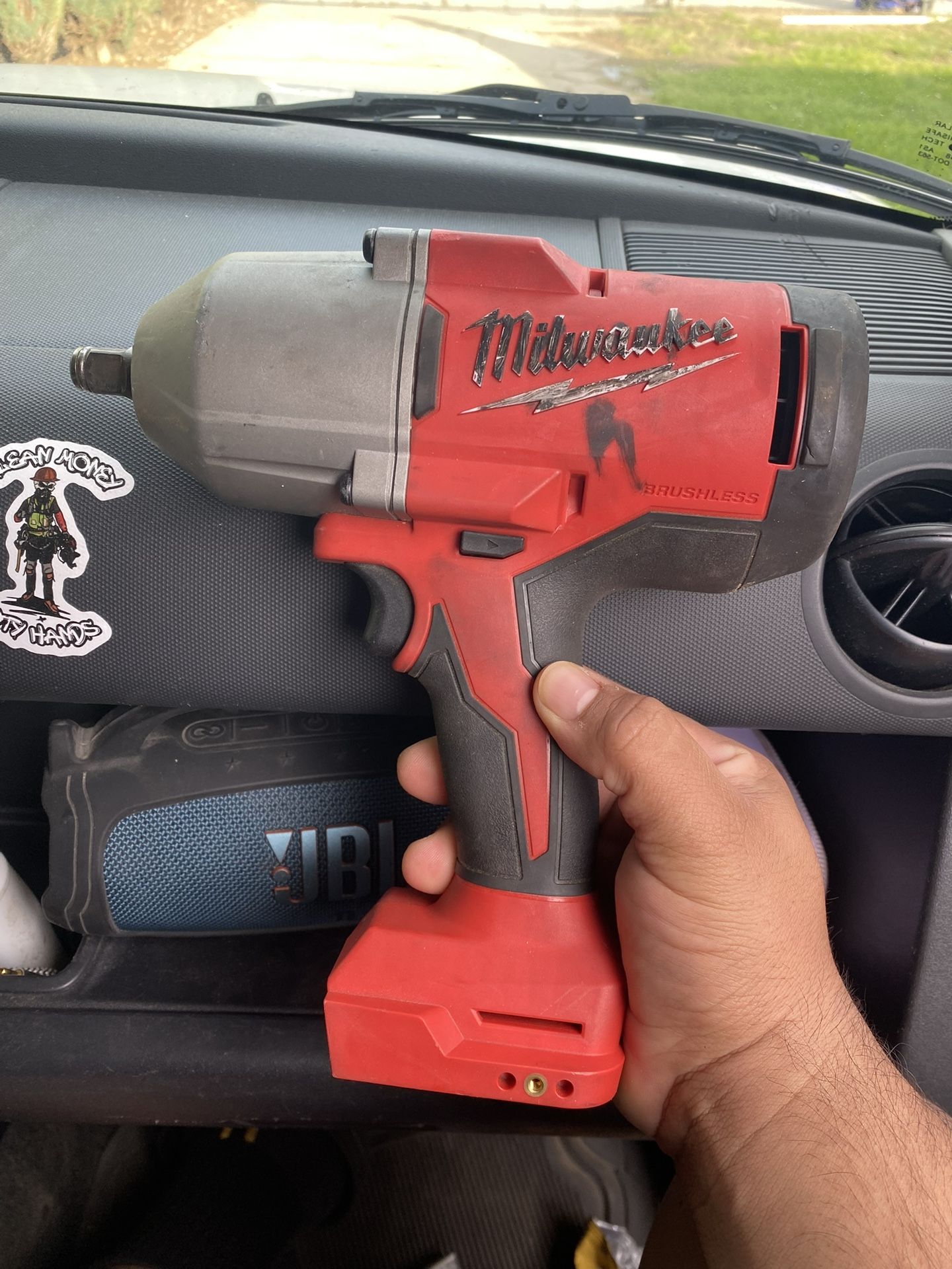 Milwaukee m18 Brushless Impact