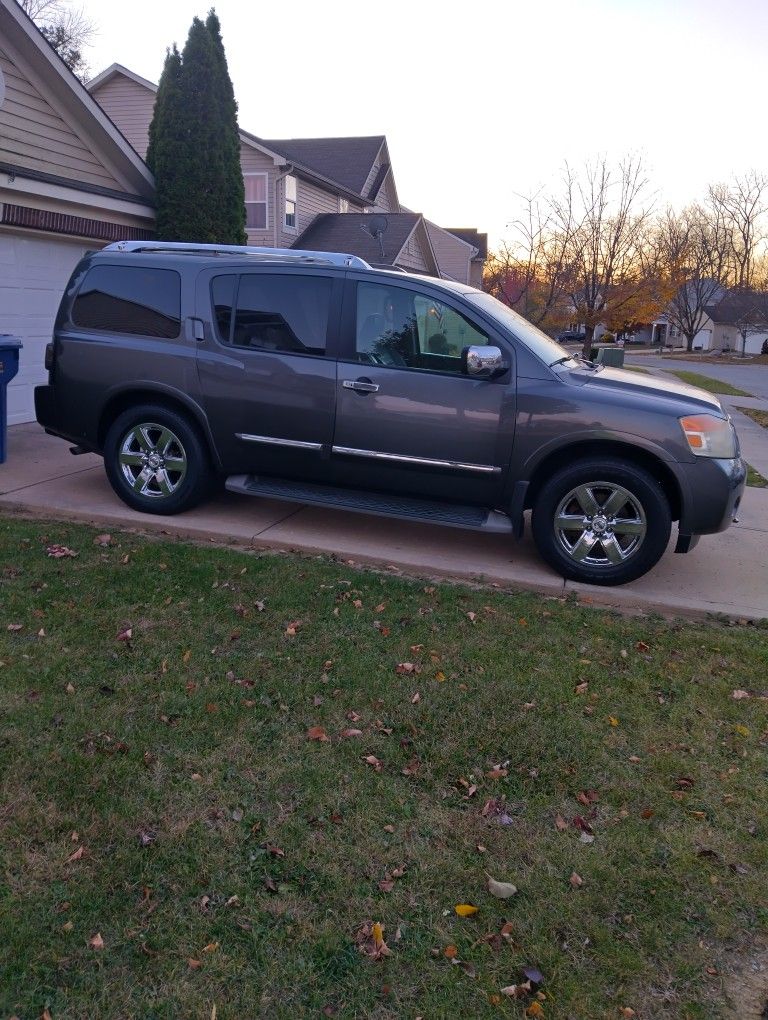 2010 Nissan Armada