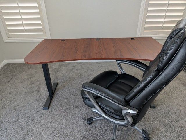 Sit/Stand Desk & Chair