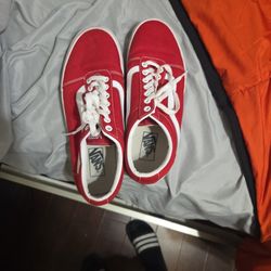 9.5 Red Vans 