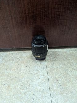 NIKON M:18-55MM CAMERA LENSE