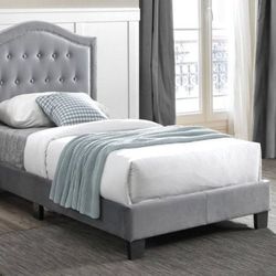 BRAND NEW TWIN PLATFORM BED FRAME WITH MATRESS INCLUDED $269