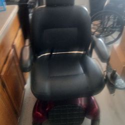 Power Chair/ Wheelchair 