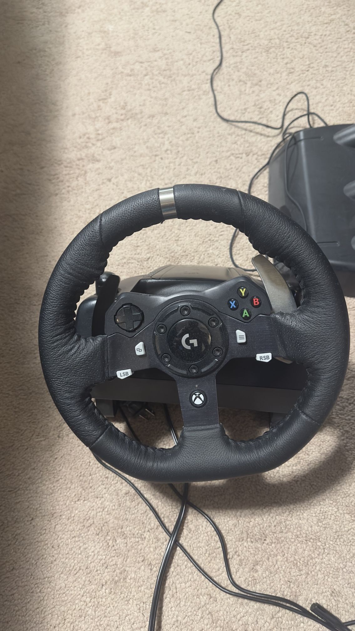 Logitech G920 Driving Force Racing Wheel and Floor Pedals