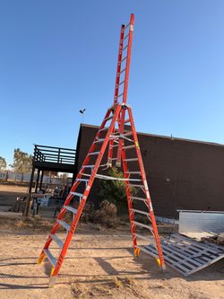 Werner 12ft Trestle ladder fiberglass