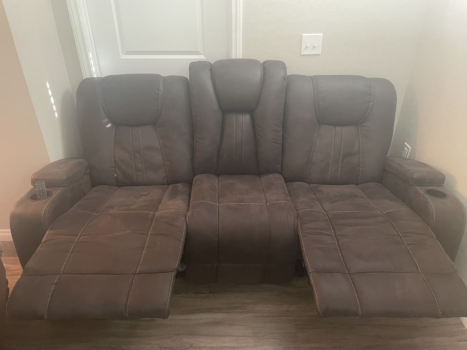 Sofa / Double Ended Recliner
