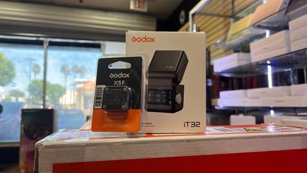 Godox iT32 with trigger