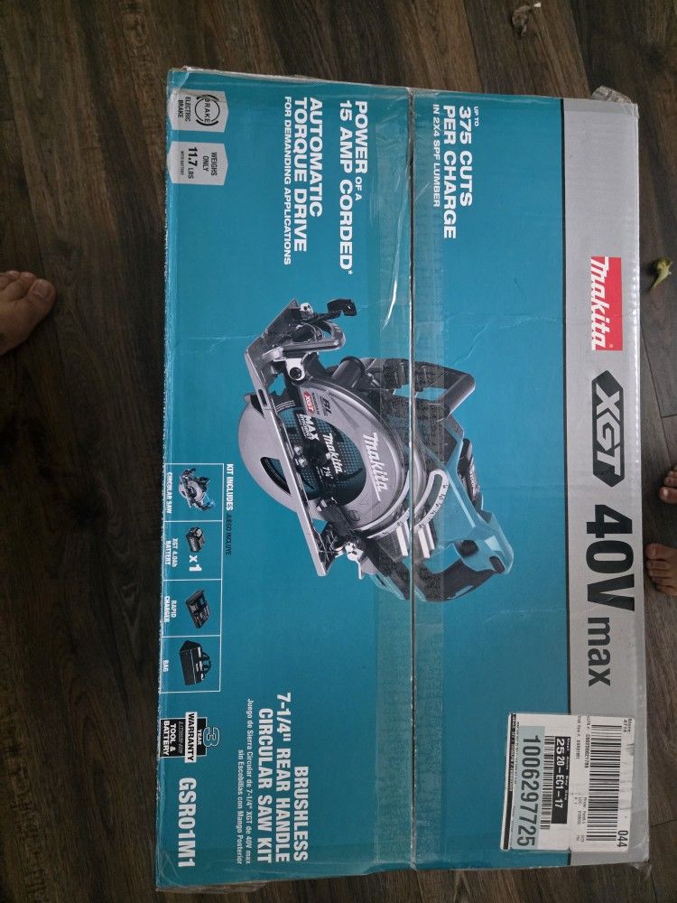 Makita Saw Xgt
