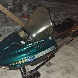 1998 Skidoo 380 Touring 