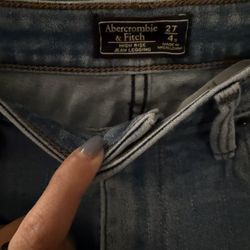 Distressed Jeans