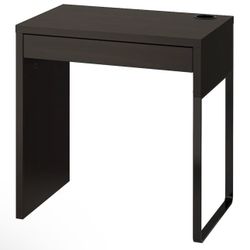 IKEA Micke Desk