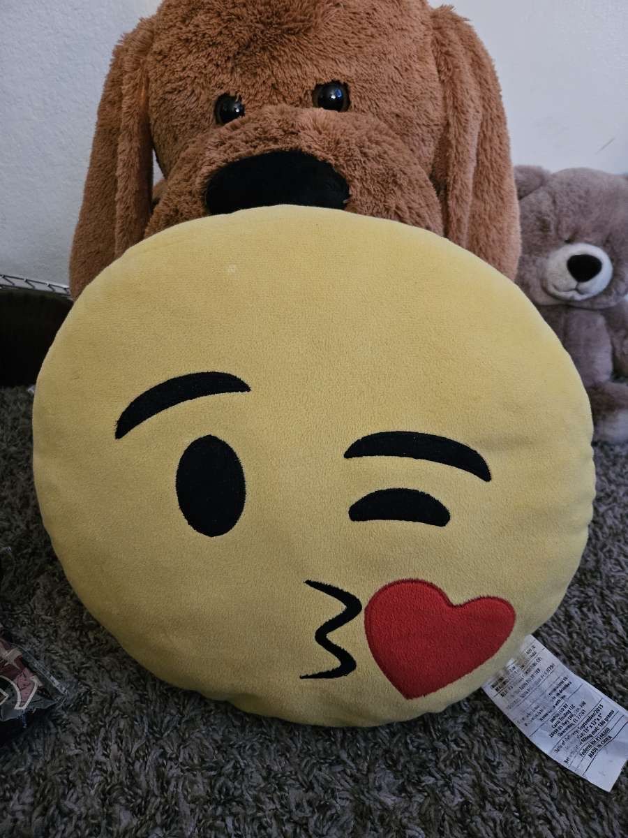 Valentines Stuffed Animals / Plushies