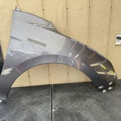 2018 2019 2020 2021 HONDA CLARITY RIGHT SIDE FENDER OEM USED 