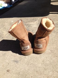 Children's ugg boots