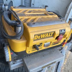 DeWalt 13” Thickness Planer 