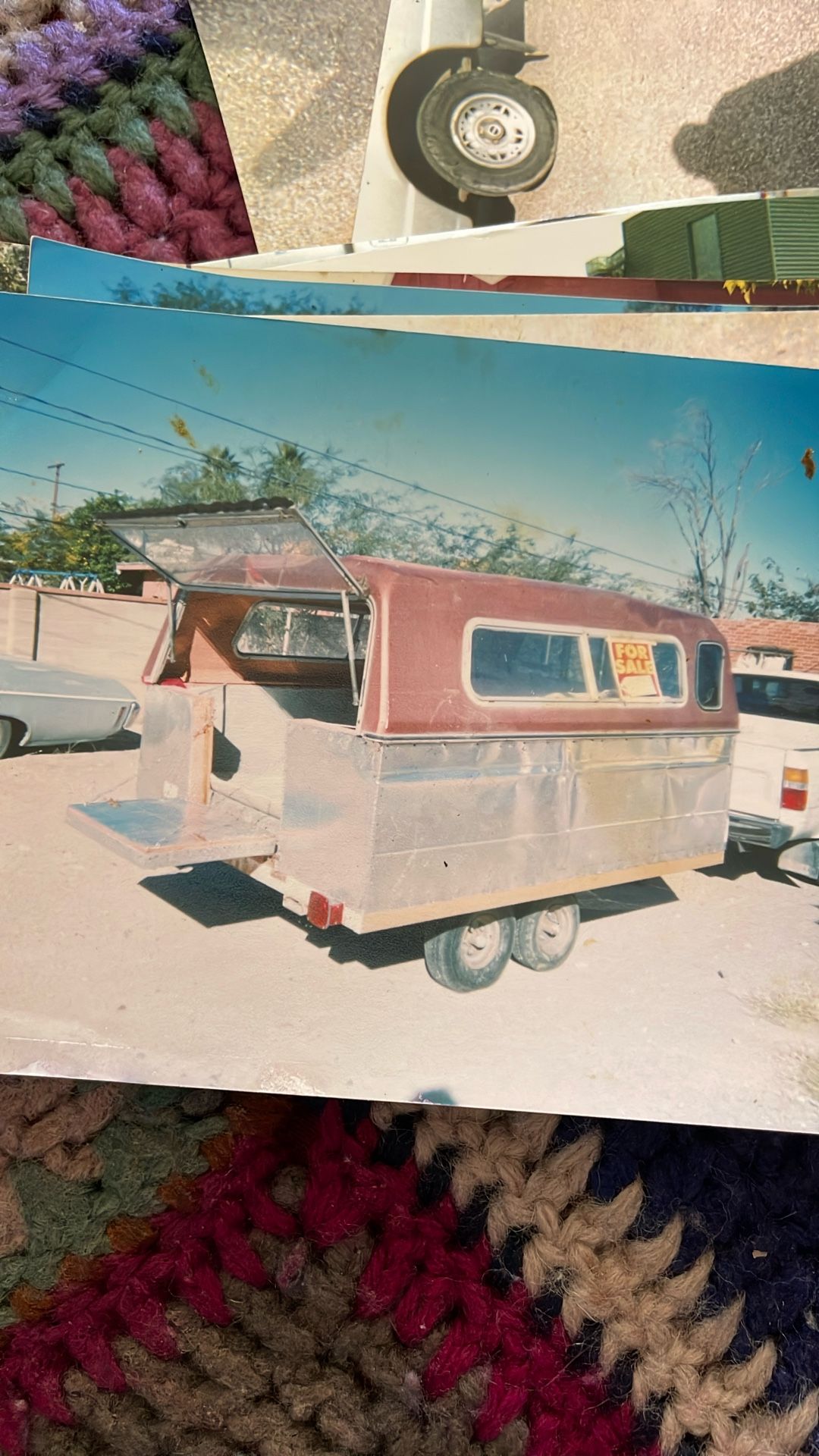 CAMPER