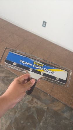 Popcorn ceiling scraper