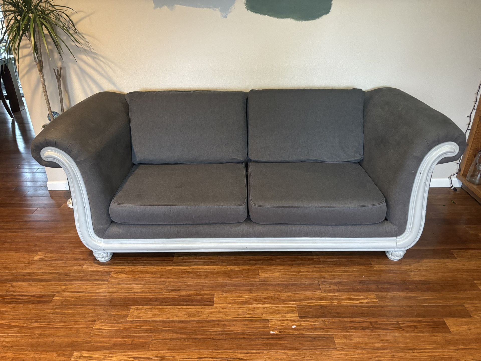 Couch With High Armrests