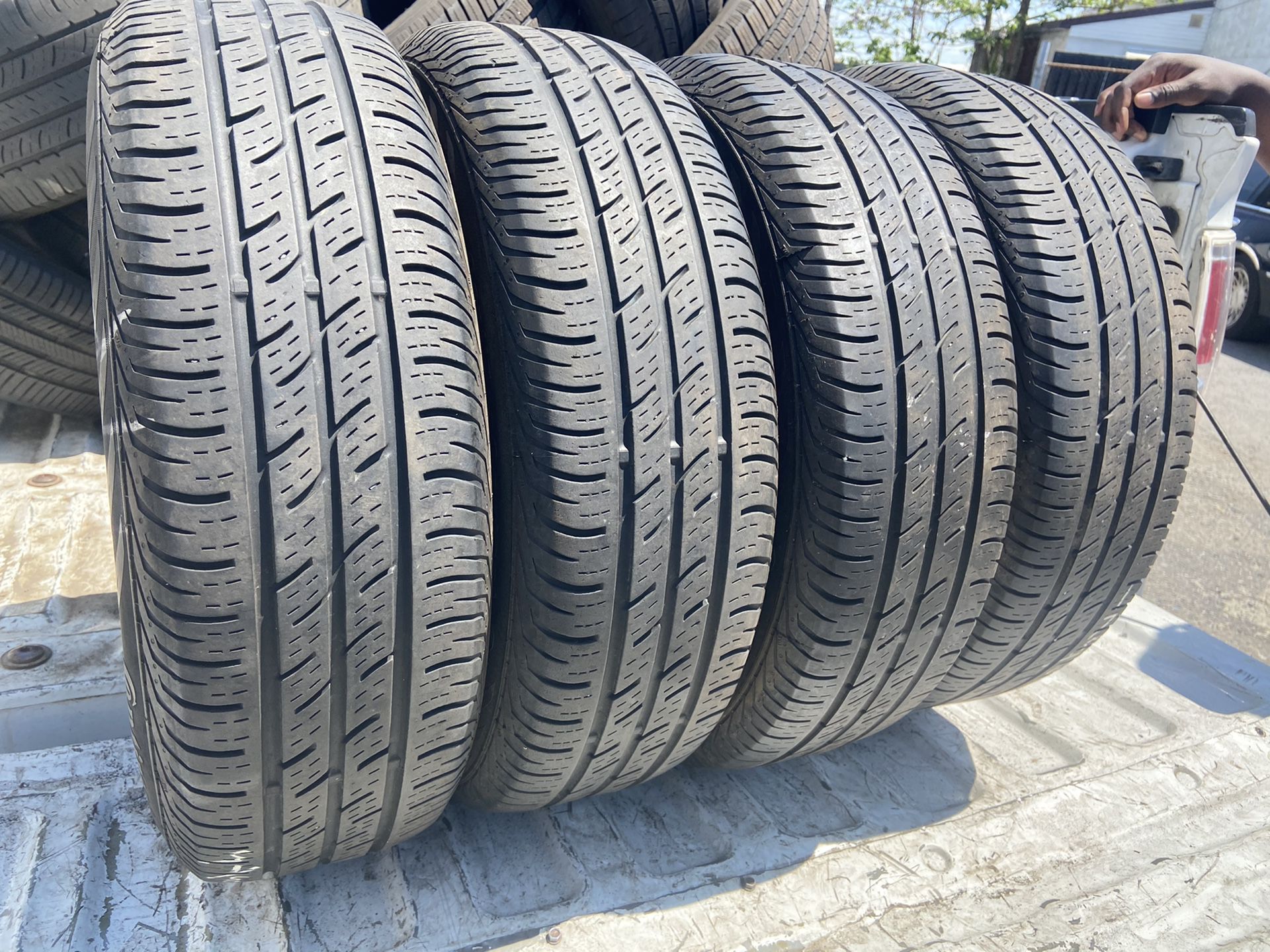 4 used 175/65/15 continental conti pro contact tires