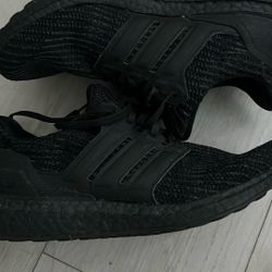Ultraboost Black