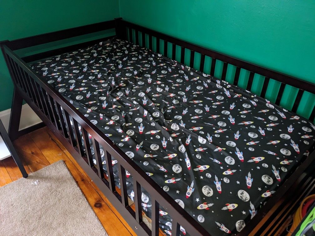 Gelinas Twin Over Full Bunk Bed