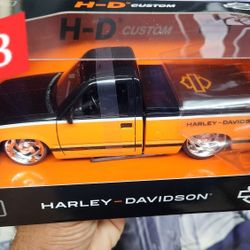 Maisto  Harley-Davidson 1/24